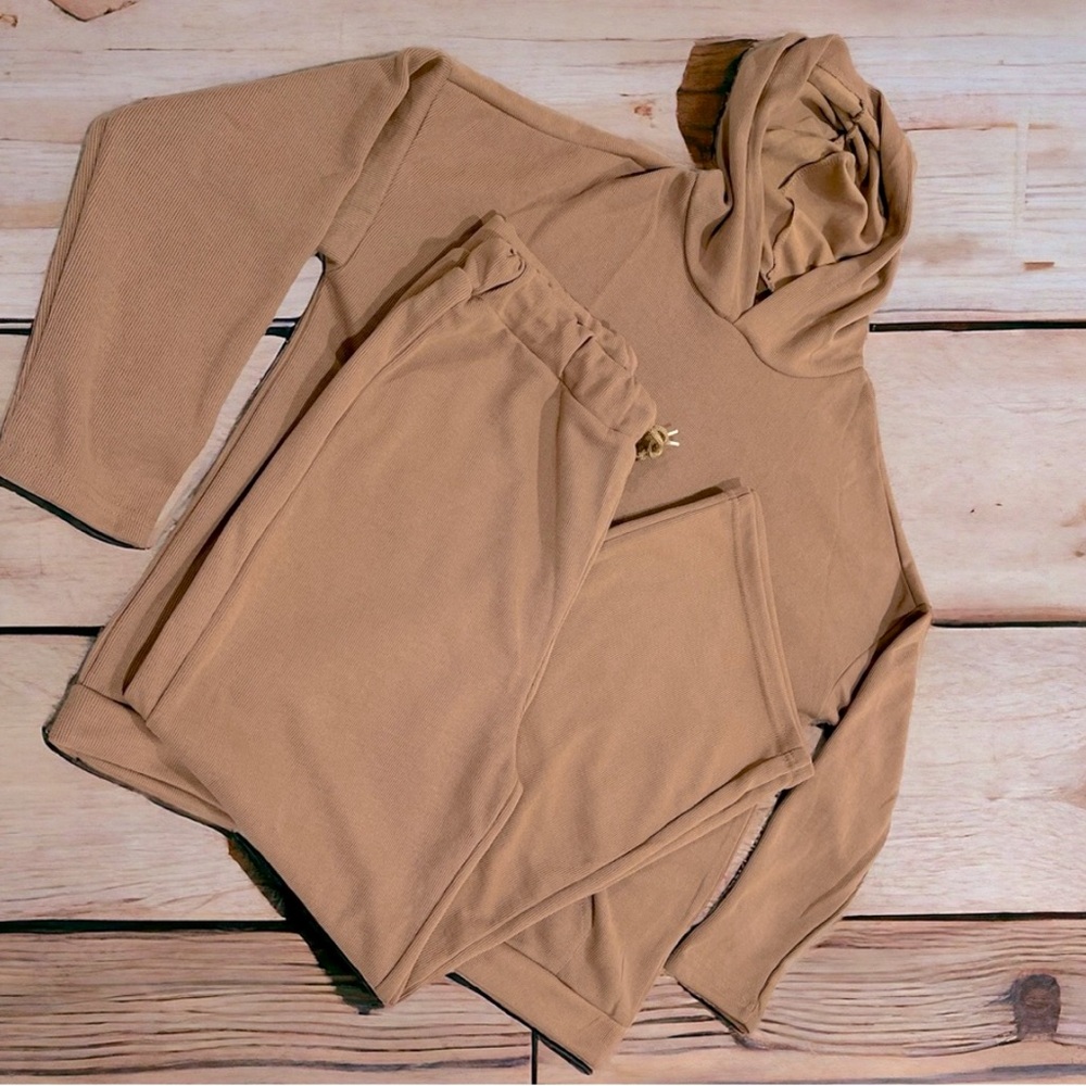 Women's two piece Matching Set XL Lt coffee oversized Hoodie & wide leg‎ pants